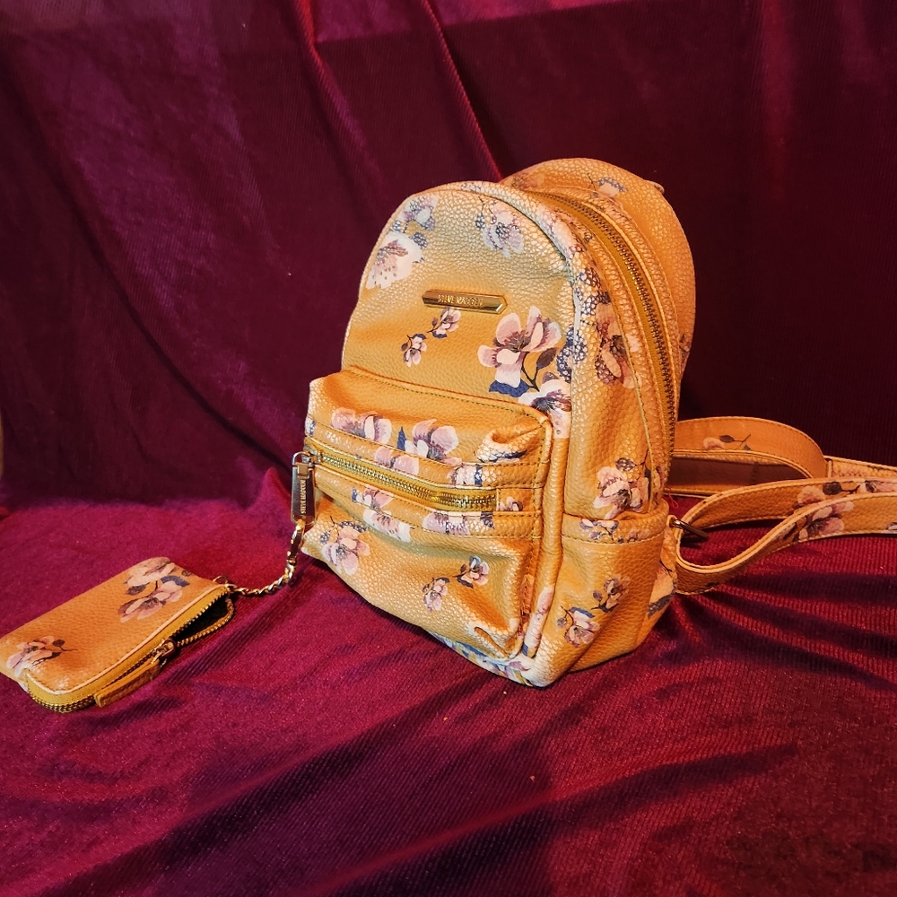 Mini backpack - Picture 2 of 2